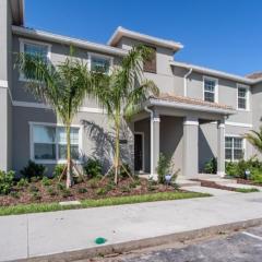 Four-Bedroom Townhome Davenport