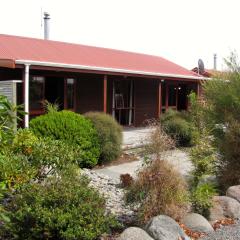 Alpine Cabin - Ohakune Holiday Home