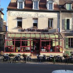 Pub vauban terreaux