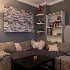 Cozy Apartment near Exhibition Center