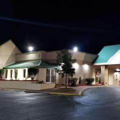 Ramada by Wyndham & Suites Warner Robins