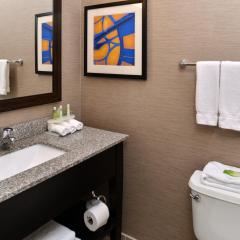 Holiday Inn Express Hotel & Suites St. Louis West-O'Fallon by IHG