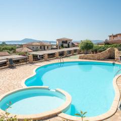 Sardegnaot vista mare piscina e spa
