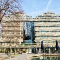 Holiday Inn Express Paris-Canal De La Villette by IHG