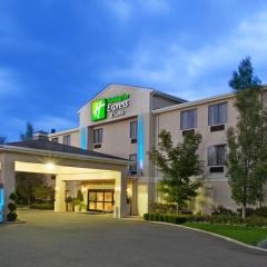 Holiday Inn Express & Suites Alliance, an IHG Hotel