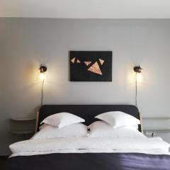 Cara Guesthouse 1