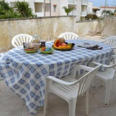 Charming Holiday Home Near The Beach With A Terrace; Parking Available, Pets