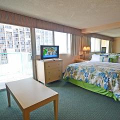 Aloha Surf 1205 Two Beds, Pool, Walk to WAIKIKI BEACH!