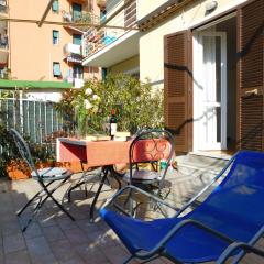 Bilocale con terrazza, Levanto