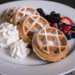 Holiday Inn & Suites Philadelphia W - Drexel Hill by IHG