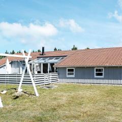 10 person holiday home in Bl vand