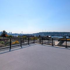 A-Seattle Urban Village- Guemes-Roof top view deck