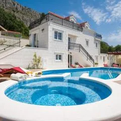 Luxury VILLA MAJA with whirlpool, heated pool, gym, sauna, panoramic sea views
