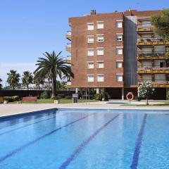 AT242 Comunidad con piscina en 1ra línea de la playa