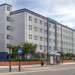 홀리데이 인 익스프레스 로얄 도크(Holiday Inn Express Royal Docks, an IHG Hotel)