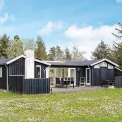 6 person holiday home in Blokhus