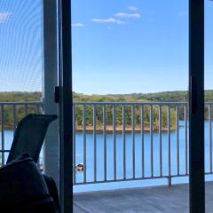 Chic Lakefront Condo with Lake and State Park Views!