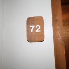 Mountainback 72 Corner Unit