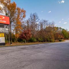 Econo Lodge Inn & Suites Cayce