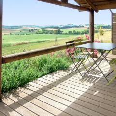 Chalet de 2 chambres avec vue sur la ville piscine partagee et jardin clos a Pauilhac