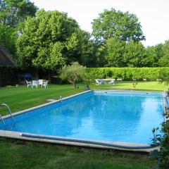 Maison de 2 chambres avec piscine partagee jardin amenage et wifi a Saint Branchs