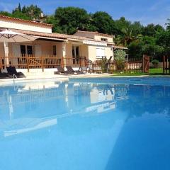 Villa de 4 chambres avec piscine privee terrasse amenagee et wifi a La Gaude a 8 km de la plage