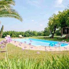 3 bedrooms apartement with shared pool and wifi at Castelbellino