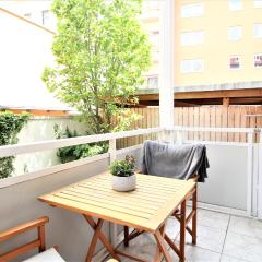 ➤Private Room - Heart of downtown with terrace