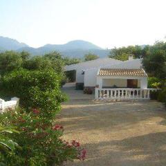 2 bedrooms chalet with lake view and furnished terrace at El Gastor