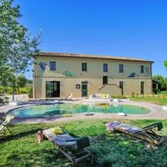 Villa w Wine Tours Near Beach