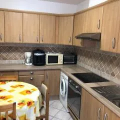 Appartement dans grande maison privé climatisé