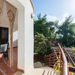 Modern apartment in Zavala, 50 m² with free parking.