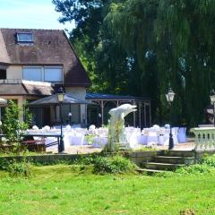 Villa de 4 chambres avec vue sur le lac jardin clos et wifi a Courtenay