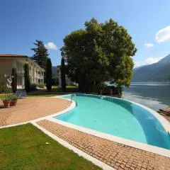 Lake Front 138