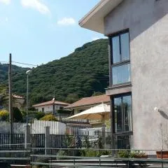 Etna Holiday Home