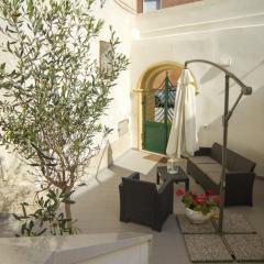 One bedroom appartement with terrace and wifi at Marsala 5 km away from the beach