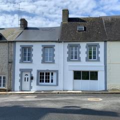 FORREST GUEST HOUSE ; LA MAISON DE FORREST