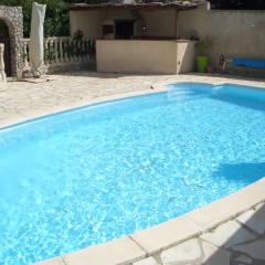 Villa de 3 chambres avec piscine privee jardin clos et wifi a Poussan