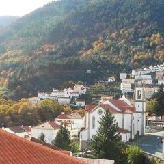 2 bedrooms house with city view balcony and wifi at Manteigas 7 km away from the slopes