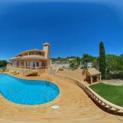 4 bedrooms house with sea view private pool and enclosed garden at Loule