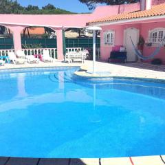 One bedroom apartement with shared pool furnished balcony and wifi at Sintra 3 km away from the beach