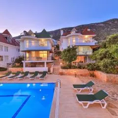 3 House Apart