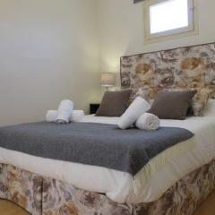 CITY CENTER CATHEDRAL VIEWS & FREE wifi