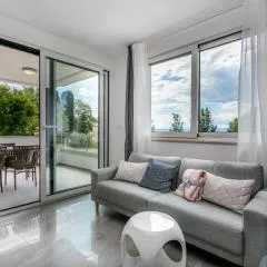 2A partment Rukavina