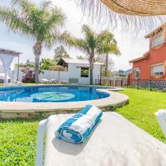 Cubo's Villa Sonia