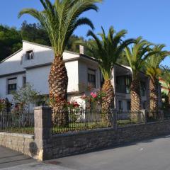 Apartamentos Las Palmeras