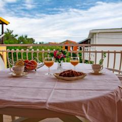 APARTMENT TONY - 2bdr Beachfront