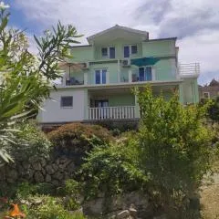 Apartman Lapis