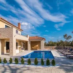 Villa LAURA