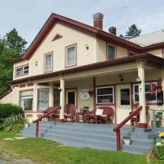 Brookside Motor Inn